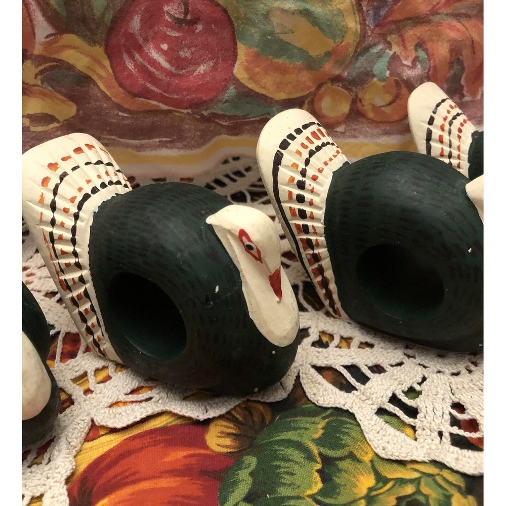 Vtg Hand painted Wooden Turkey Birds Napkin Ring Holders Set of‎ 4 Thanksgiving - Picture 3 of 15